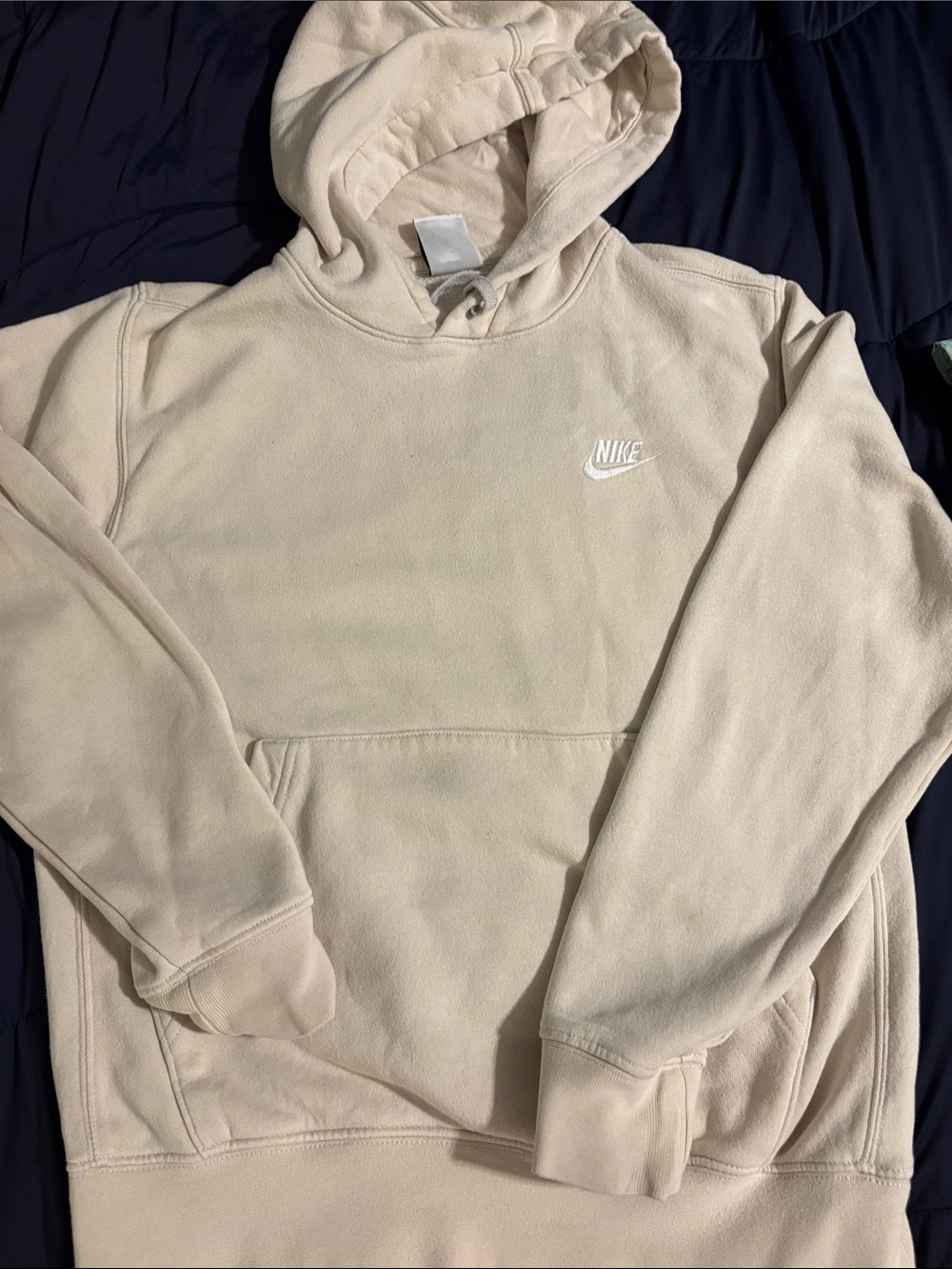 Nike Men’s Off-White Cream Pullover Hoodie